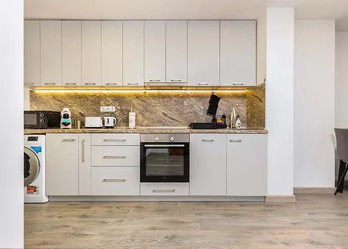 Apartamento Top-floor Flat With Balcony By Flat Manаger Plovdiv